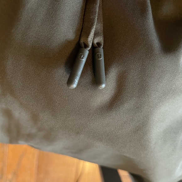 Lululemon Olive Green Jogger  Pants - Picture 7 of 9